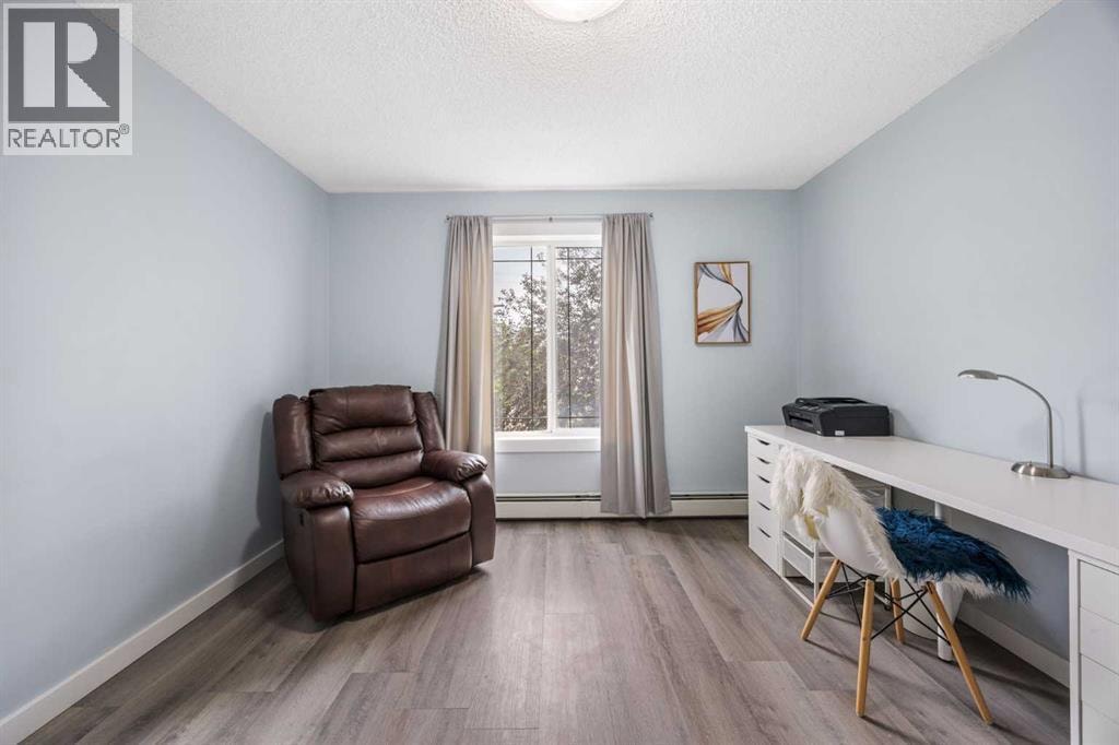 2206, 2000 Millrise Point SW — photo 17