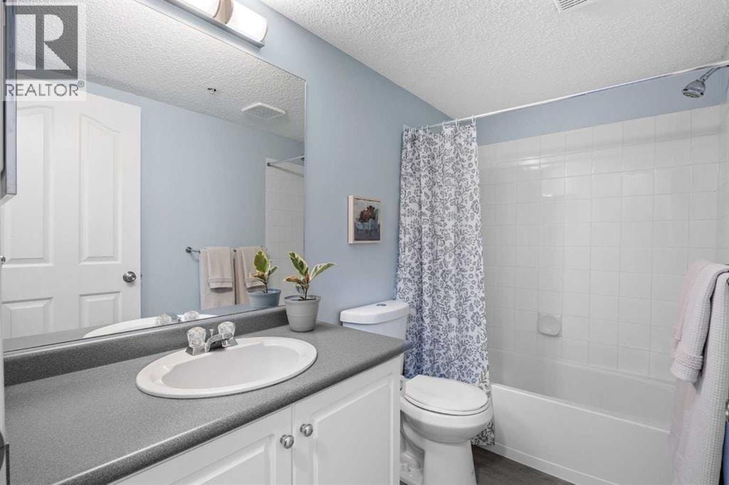 2206, 2000 Millrise Point SW — photo 18