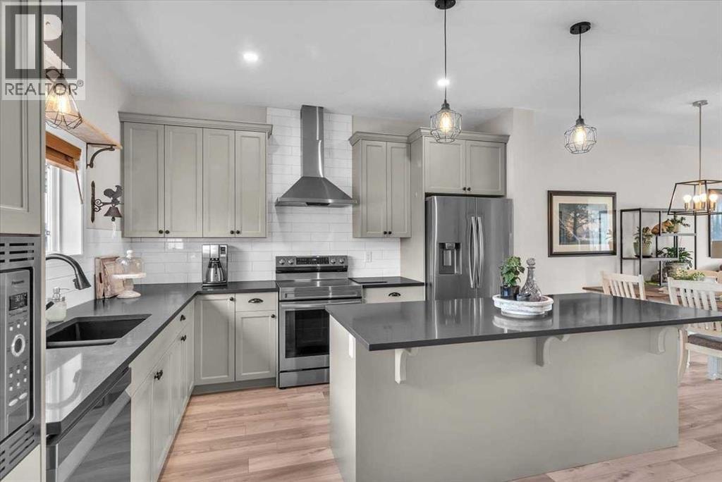 70 Haskayne Drive NW — photo 4
