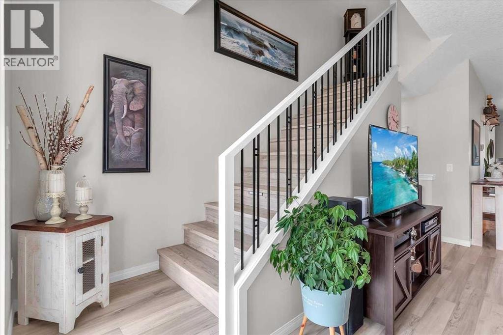 70 Haskayne Drive NW — photo 13