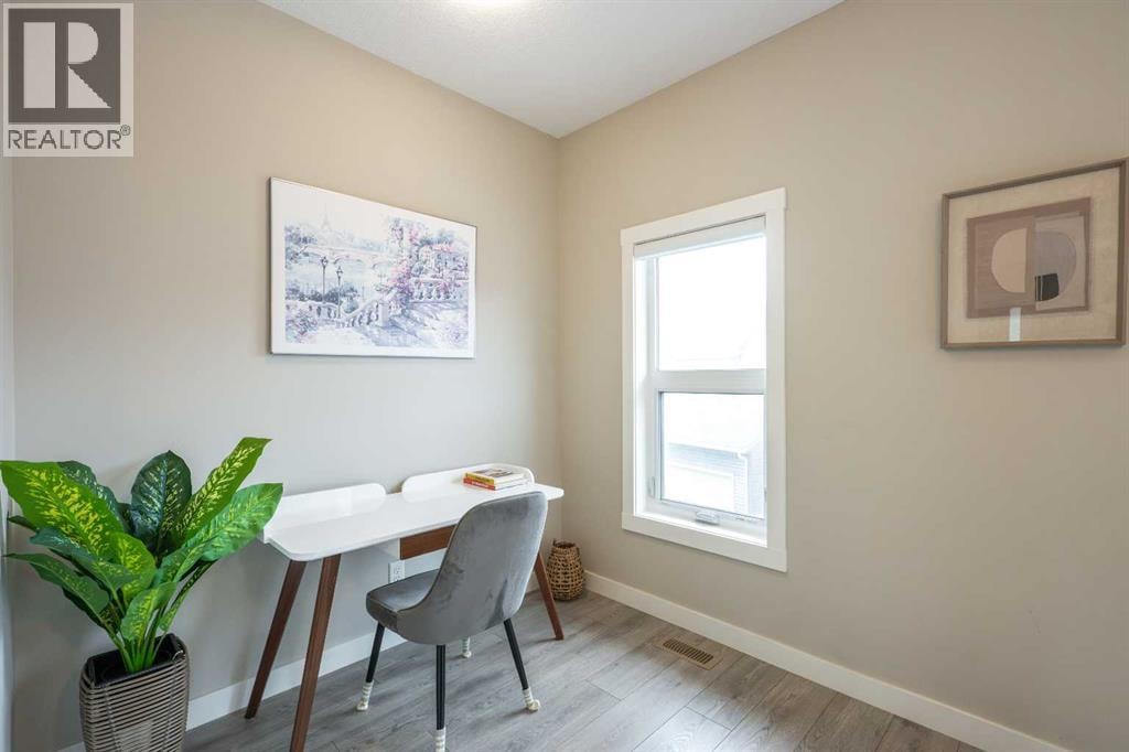 156 Livingston Common NE — photo 12