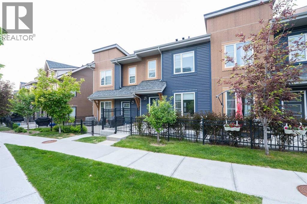 156 Livingston Common NE — photo 40