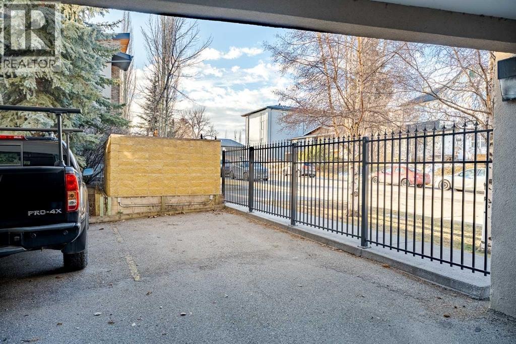 101, 3704 15A Street SW — photo 26