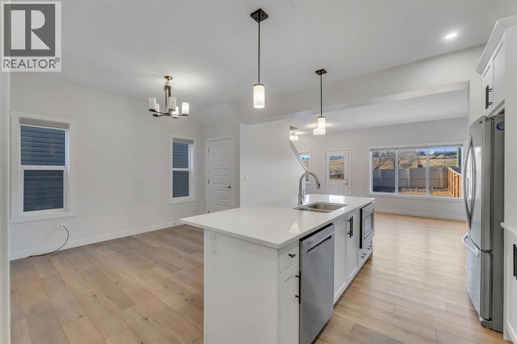 1489 Bayview Point SW — photo 14