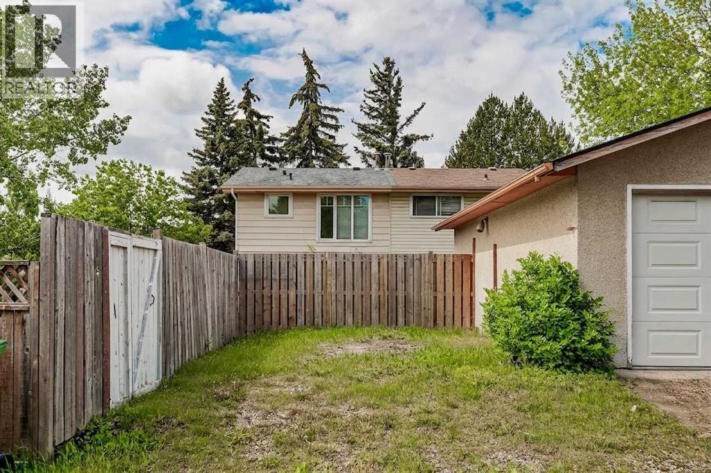 5202 Dalhousie Drive NW — photo 26