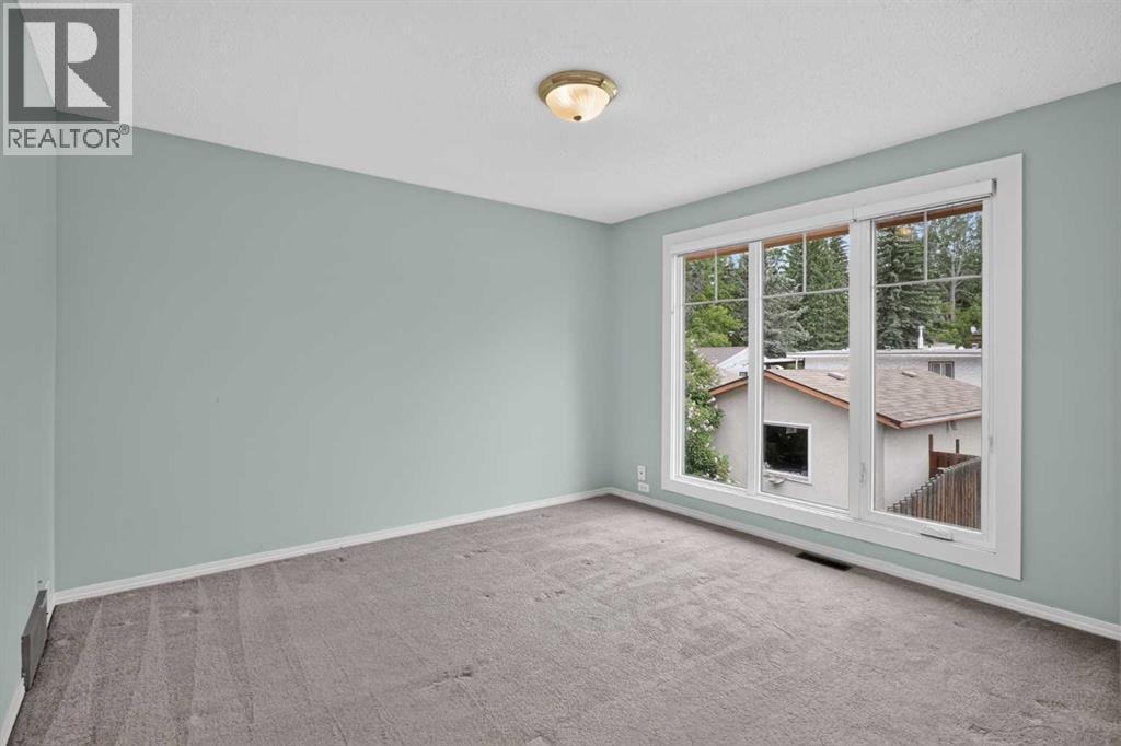 5202 Dalhousie Drive NW — photo 11