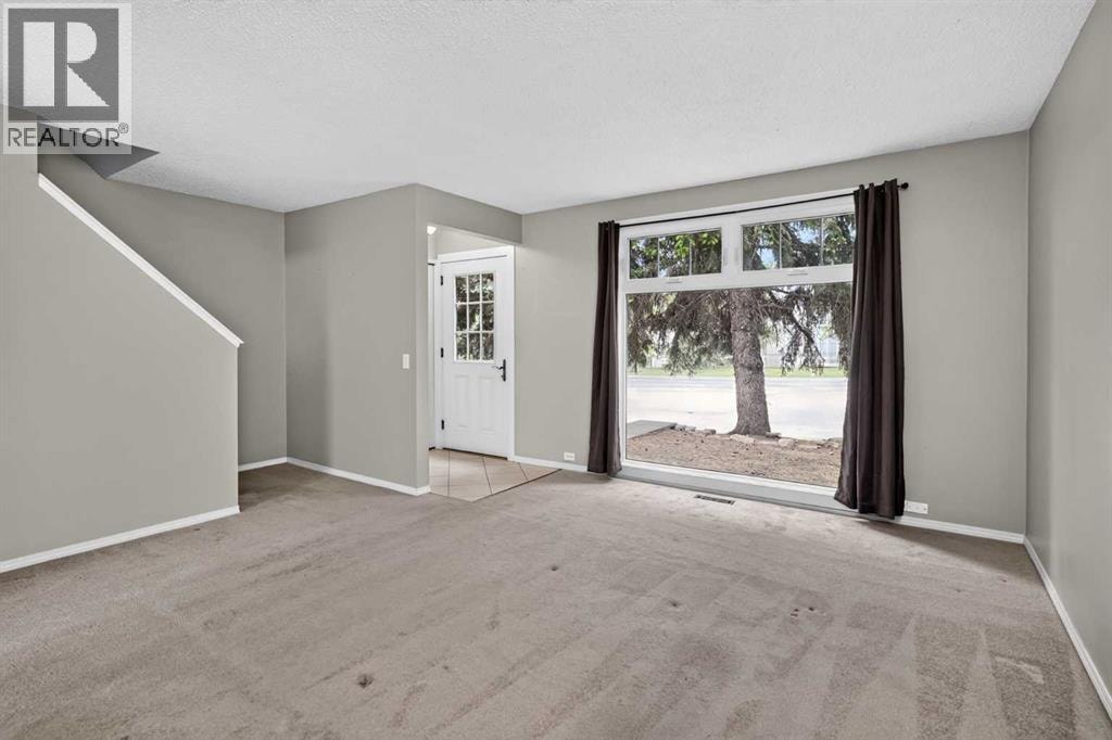 5202 Dalhousie Drive NW — photo 8