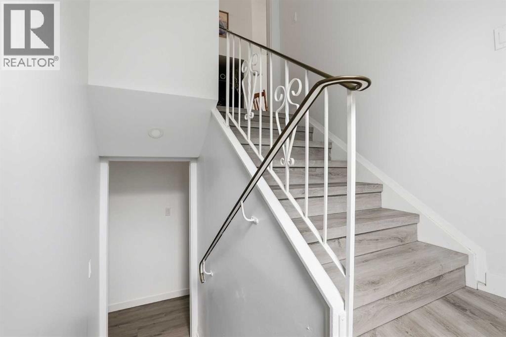 5407 Dalrymple Crescent NW — photo 45