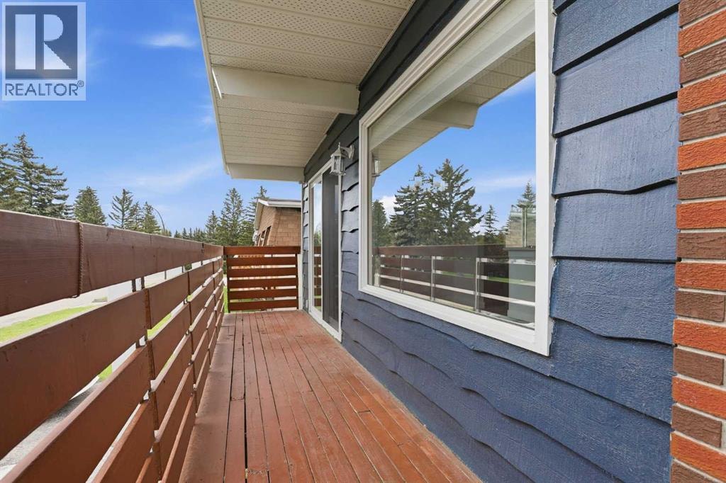 5407 Dalrymple Crescent NW — photo 17