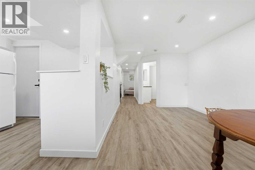 5407 Dalrymple Crescent NW — photo 31
