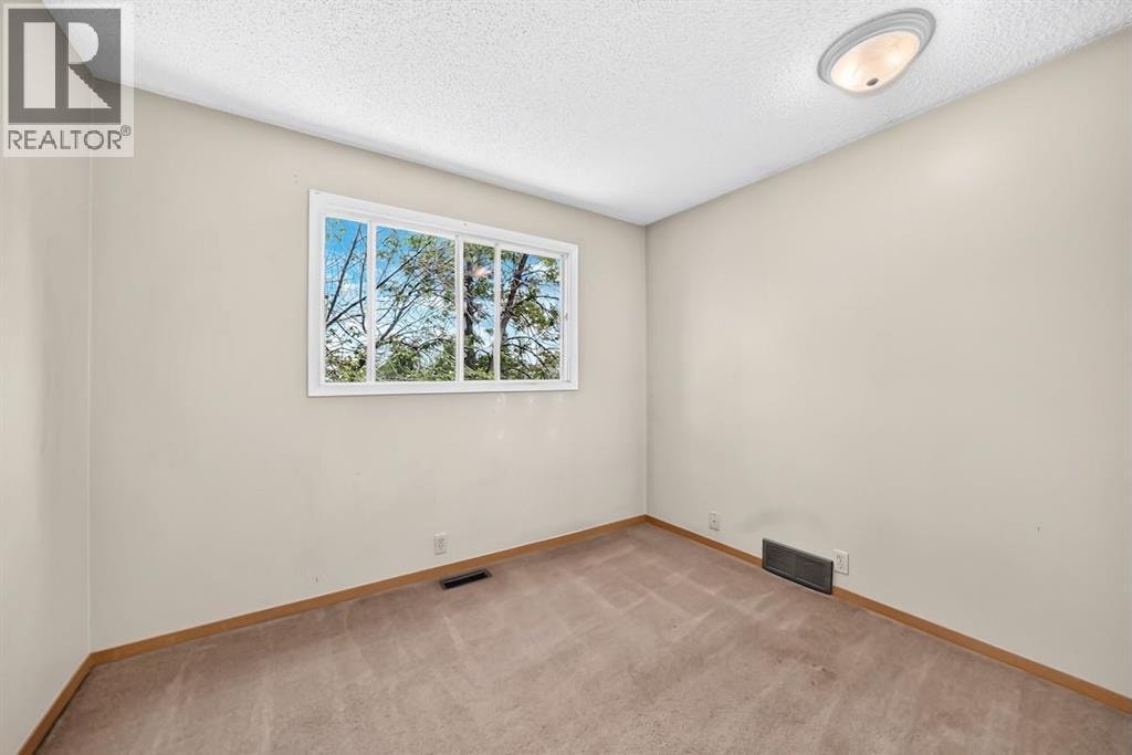 103 Rivervalley Crescent SE — photo 20