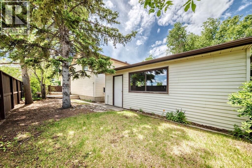 103 Rivervalley Crescent SE — photo 42