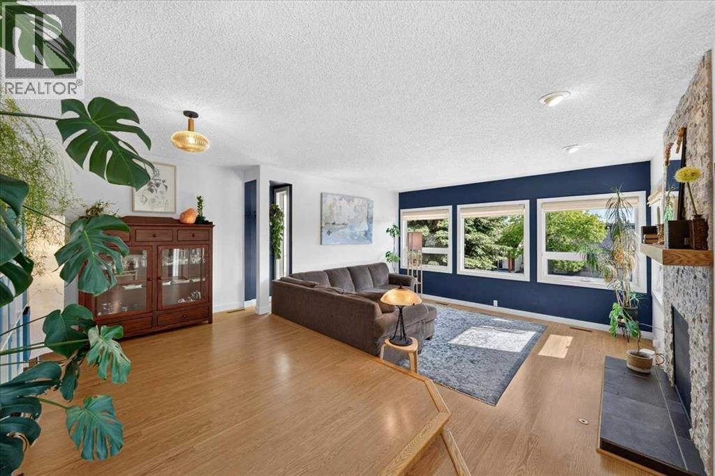 656 Ranchridge Court NW — photo 5
