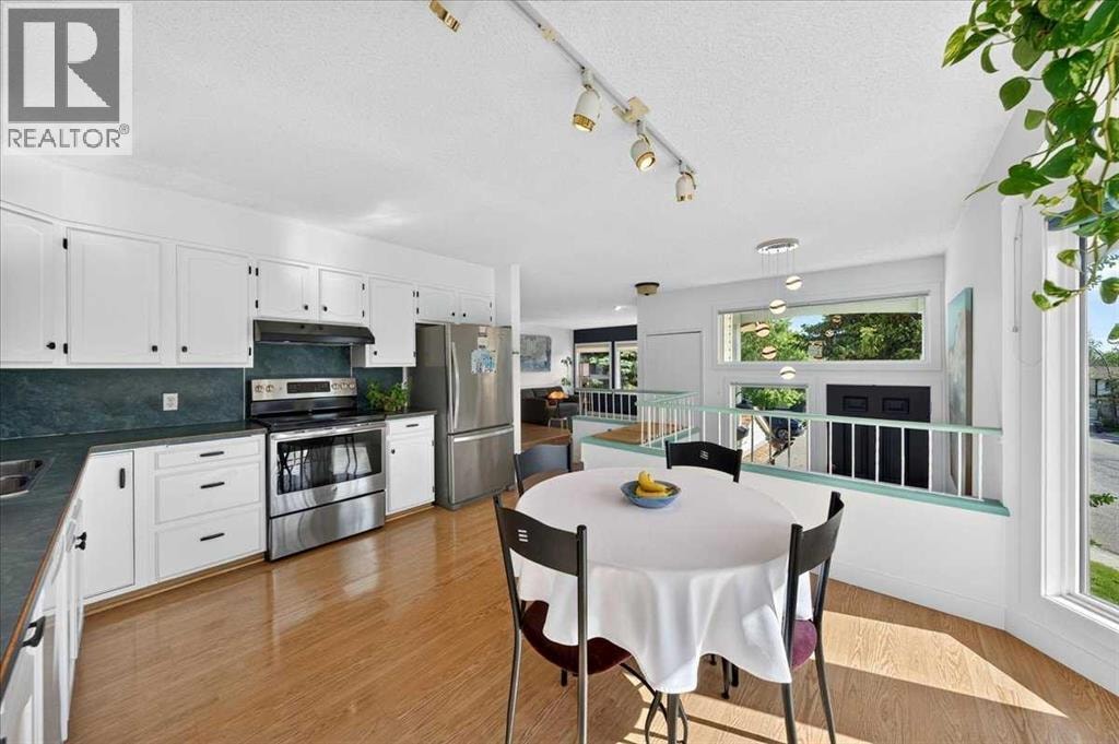 656 Ranchridge Court NW — photo 14