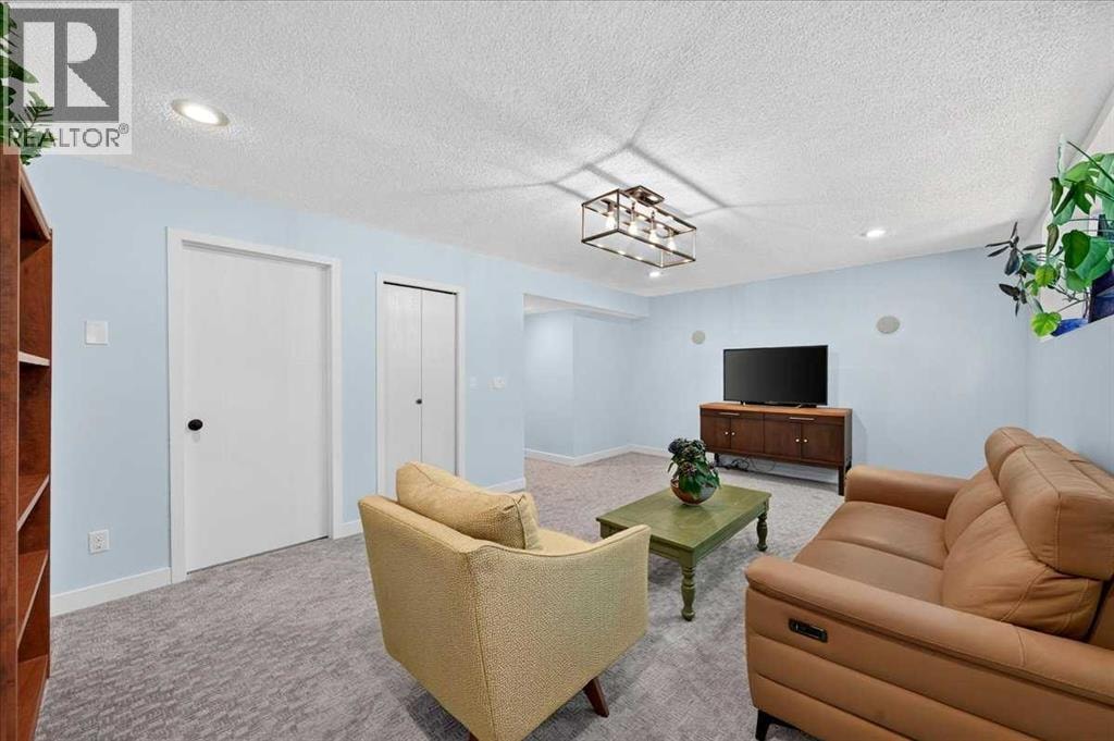 656 Ranchridge Court NW — photo 28