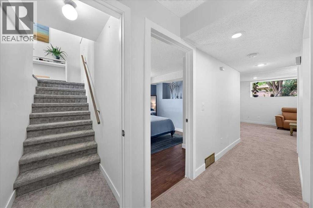 656 Ranchridge Court NW — photo 22