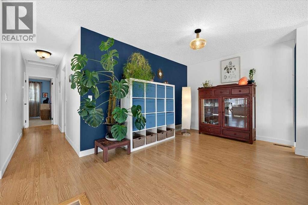 656 Ranchridge Court NW — photo 10