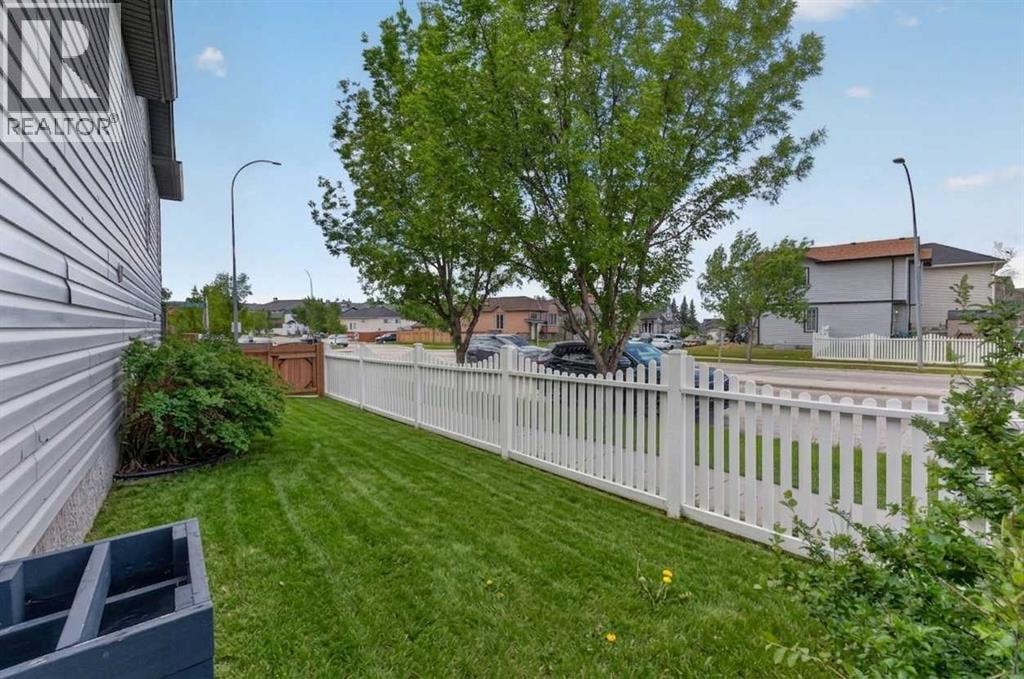 171 Saddlemont Crescent NE — photo 27