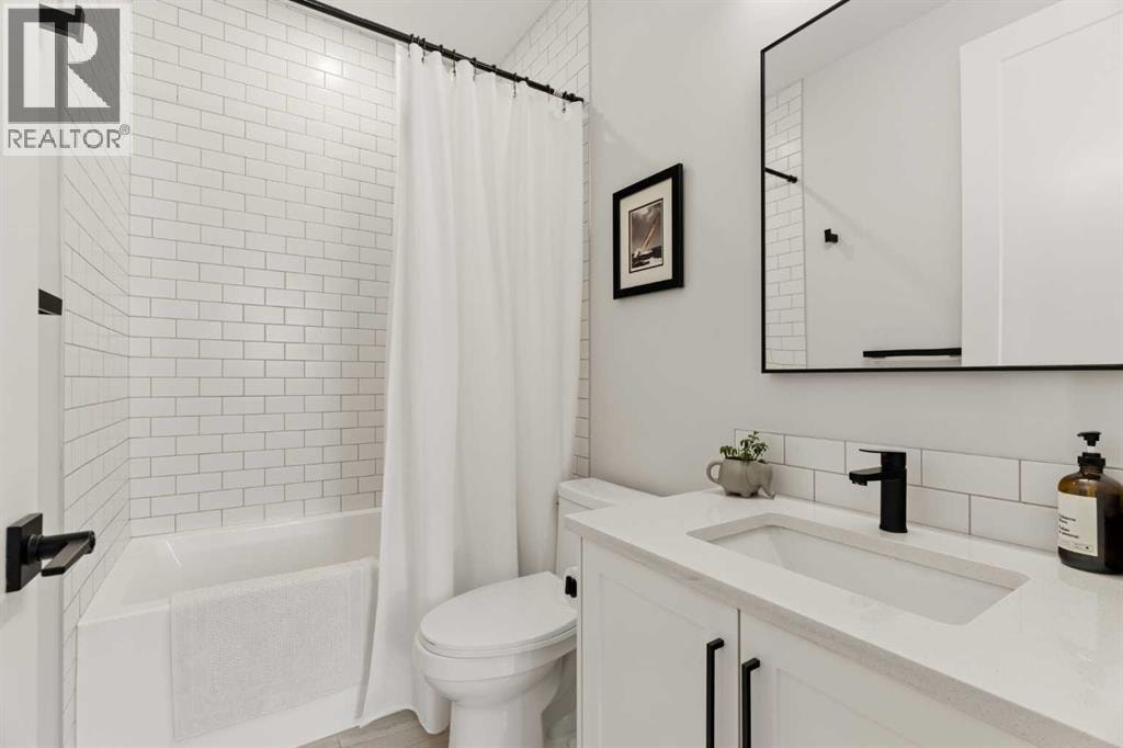 258 17 Avenue NE — photo 15