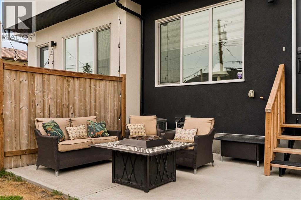 258 17 Avenue NE — photo 40