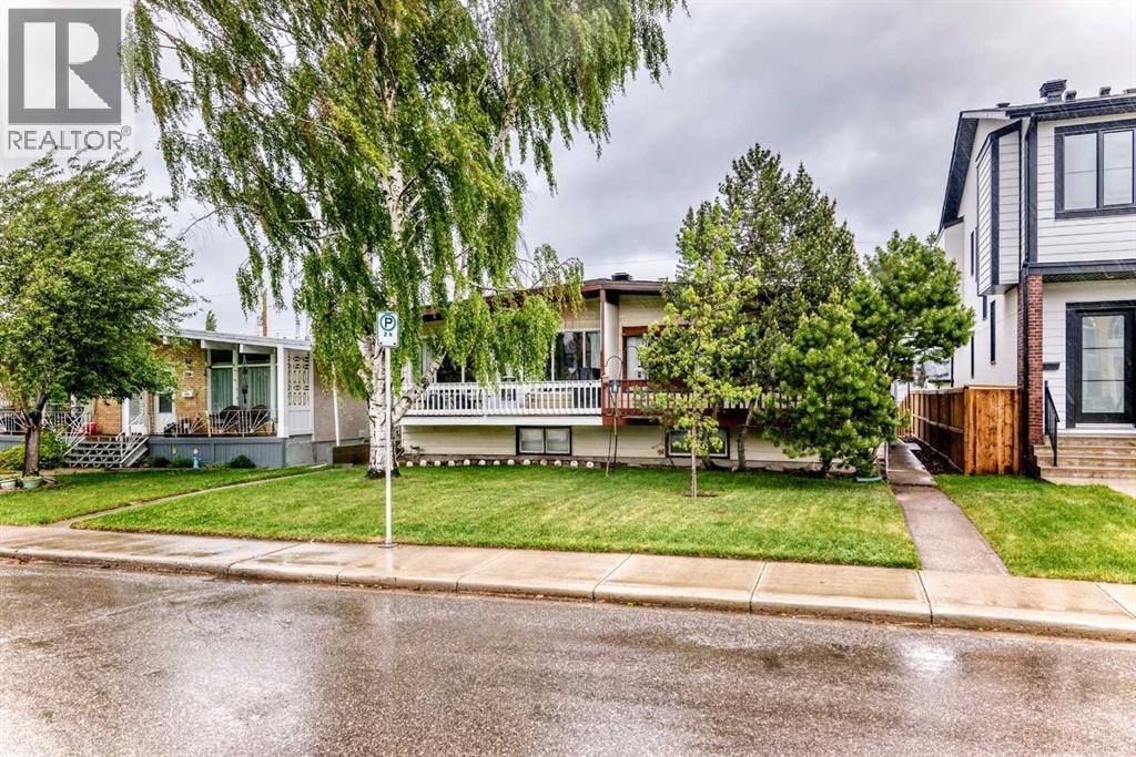 2224A 34 Street SW