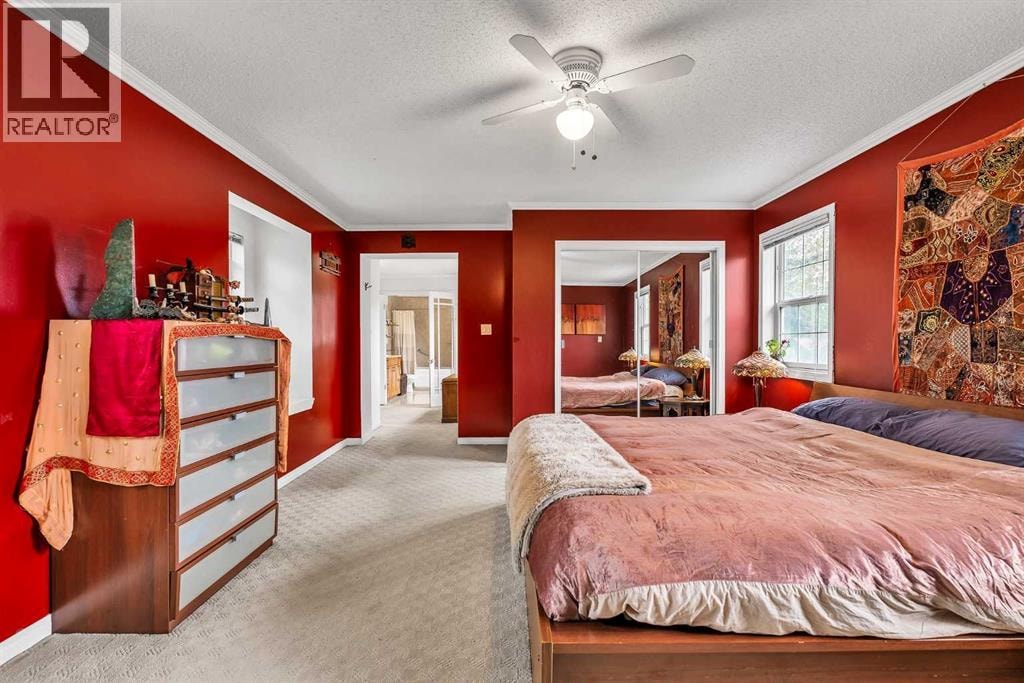 712 14 Street SE — photo 24