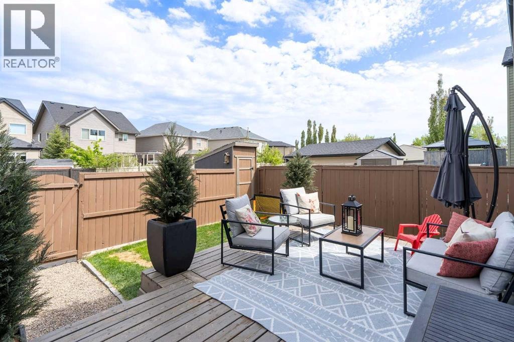 24 Copperpond Road SE — photo 4