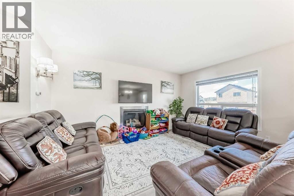 151 COVEPARK Green NE — photo 16