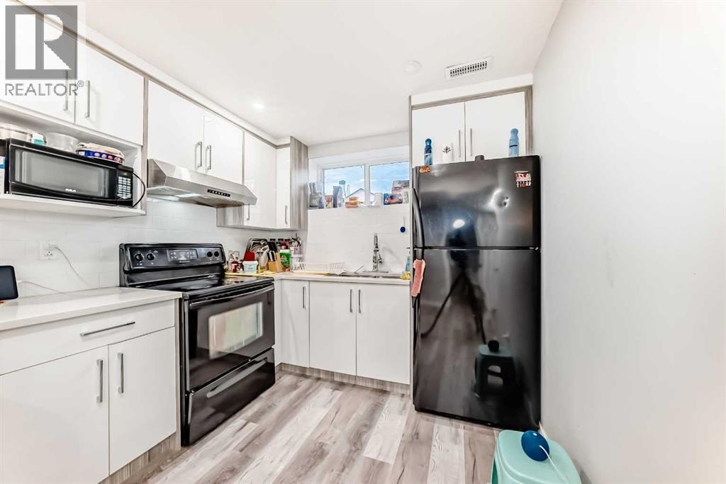 151 COVEPARK Green NE — photo 37
