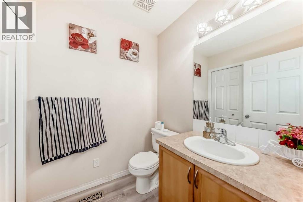 151 COVEPARK Green NE — photo 30