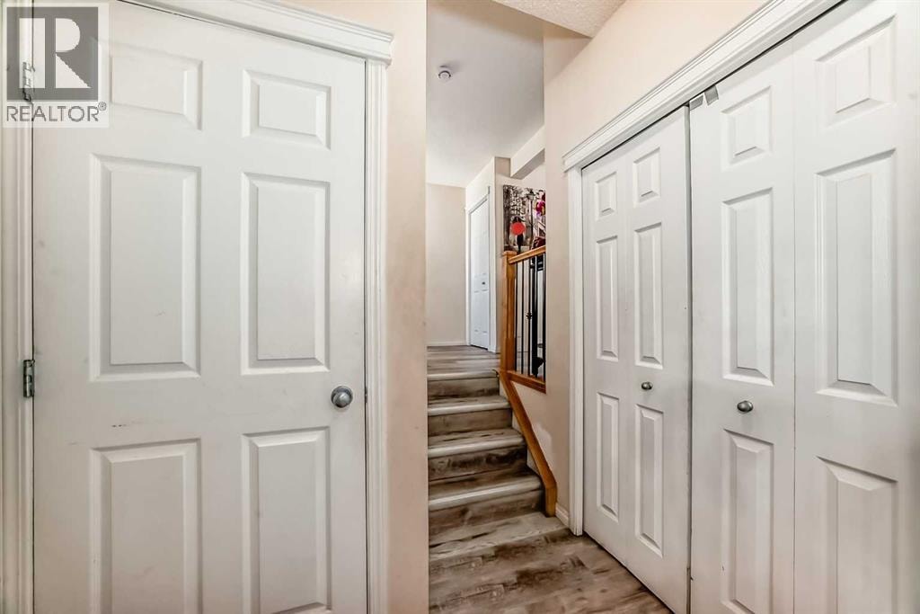 151 COVEPARK Green NE — photo 33