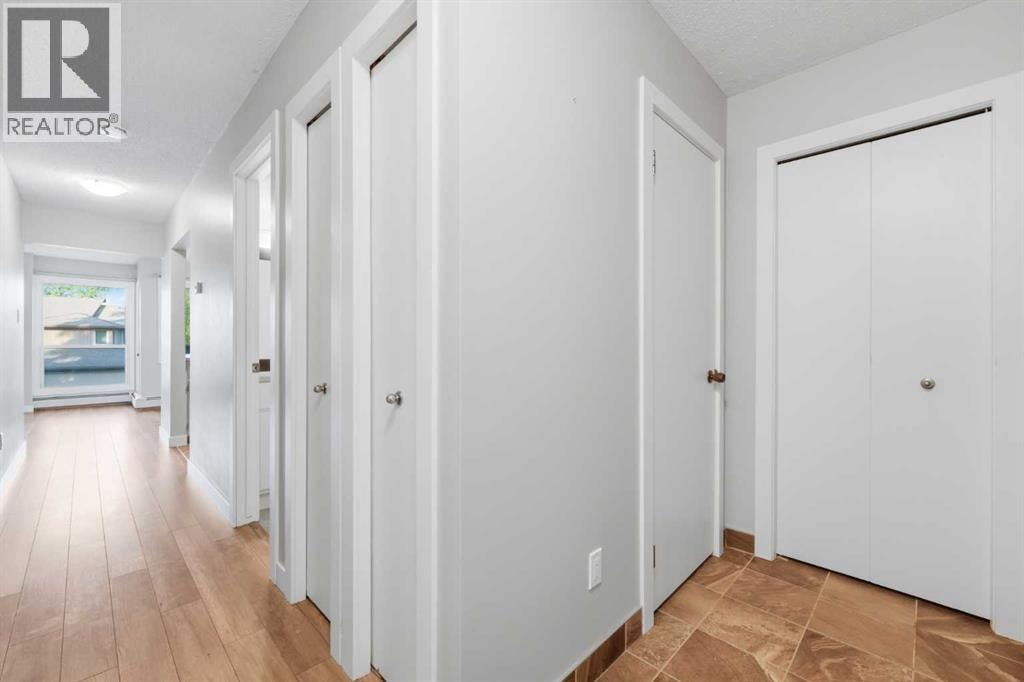 122, 860 Midridge Drive SE — photo 19