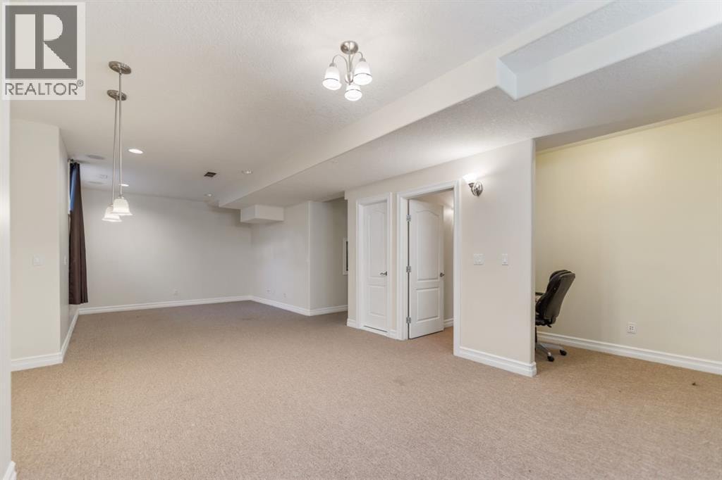 90 Royal Highland Road NW — photo 27