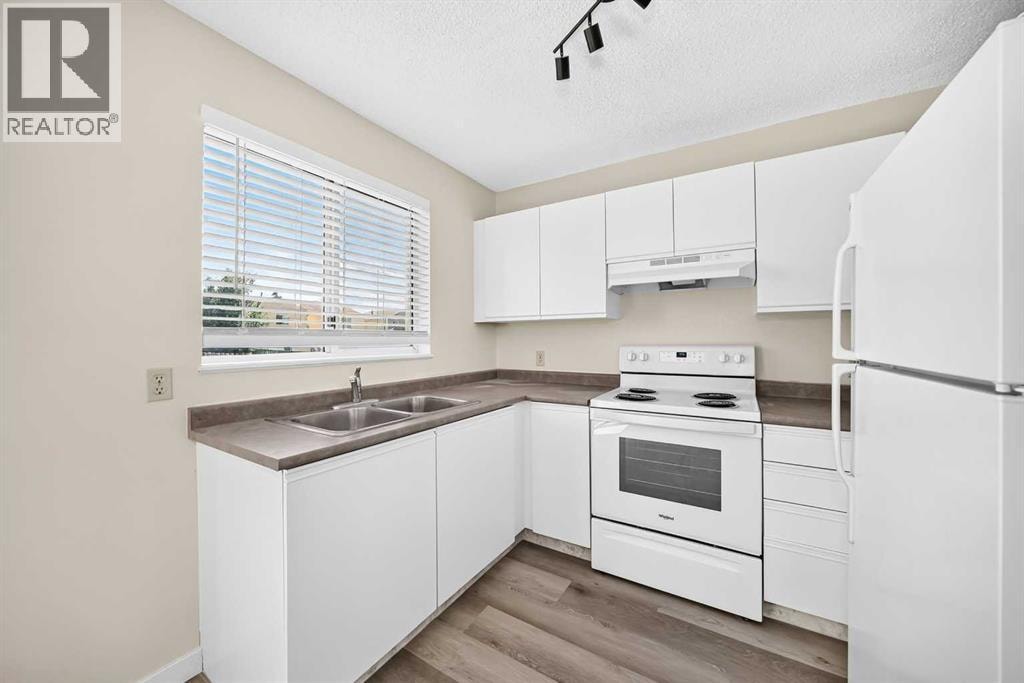 35 Martindale Court NE — photo 4
