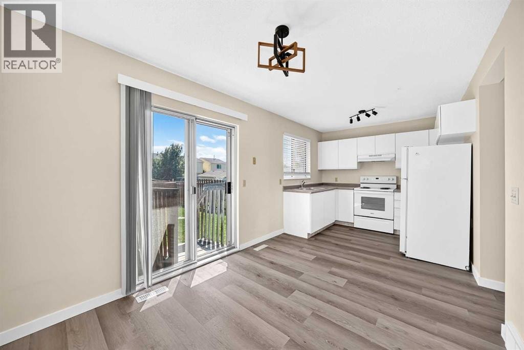 35 Martindale Court NE — photo 8