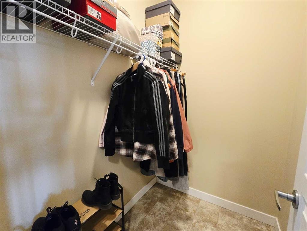 301, 76 Panatella Road NW — photo 25