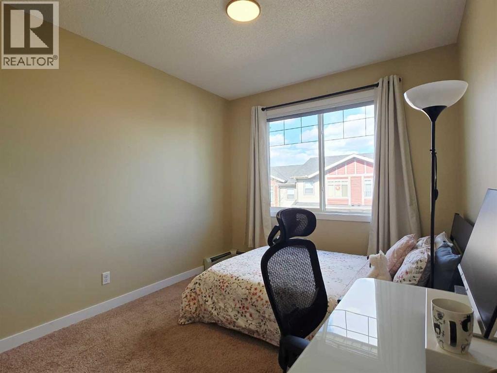 301, 76 Panatella Road NW — photo 8