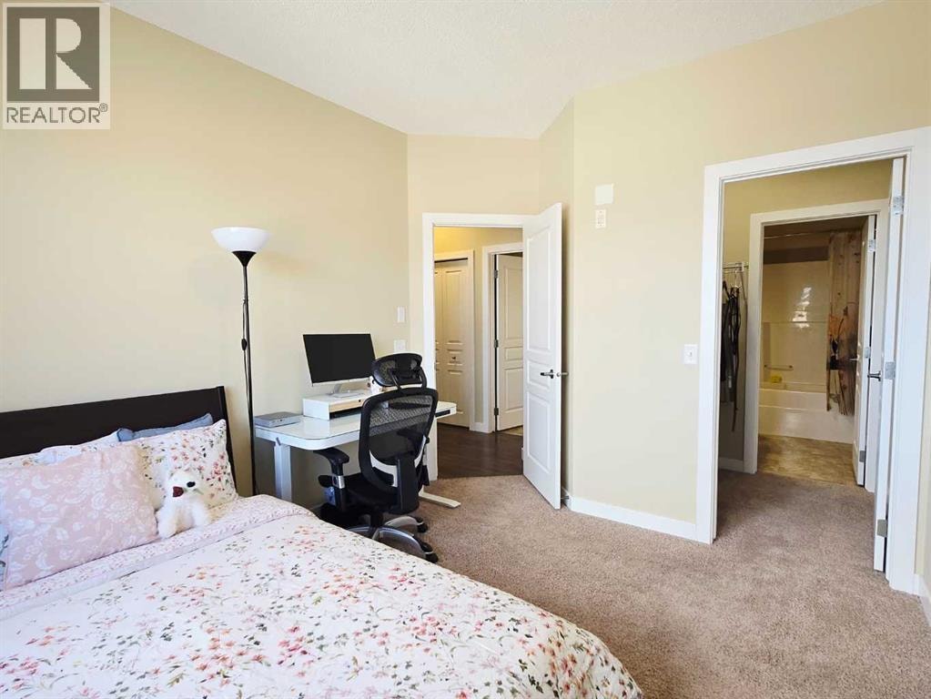 301, 76 Panatella Road NW — photo 10