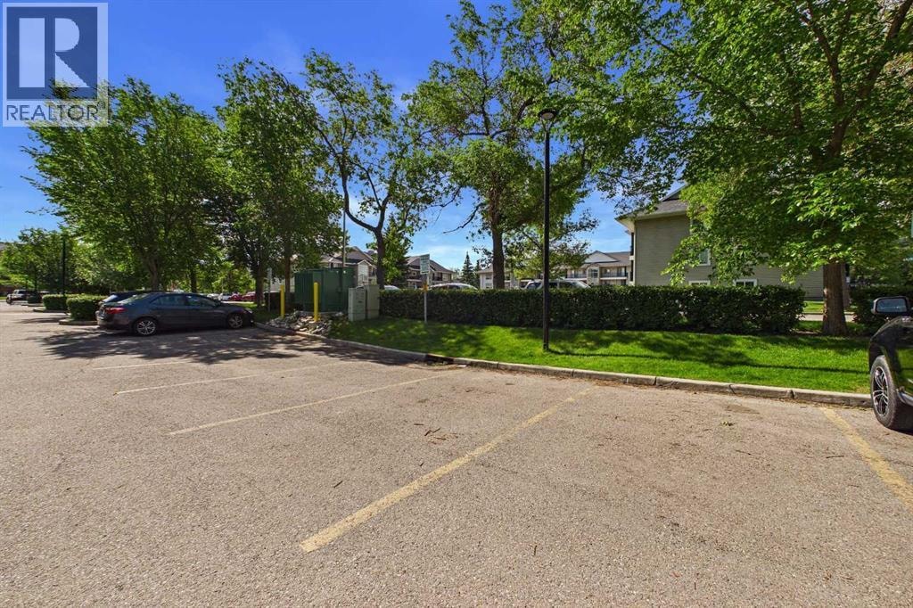 405, 2 Hemlock Crescent SW — photo 36
