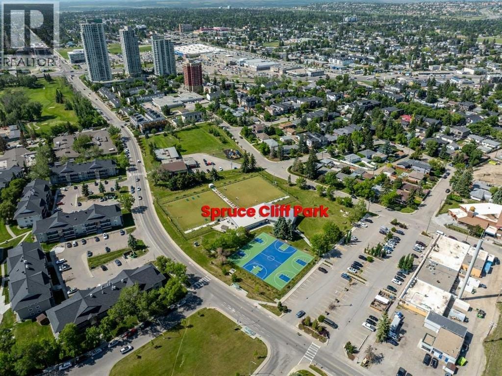 405, 2 Hemlock Crescent SW — photo 41
