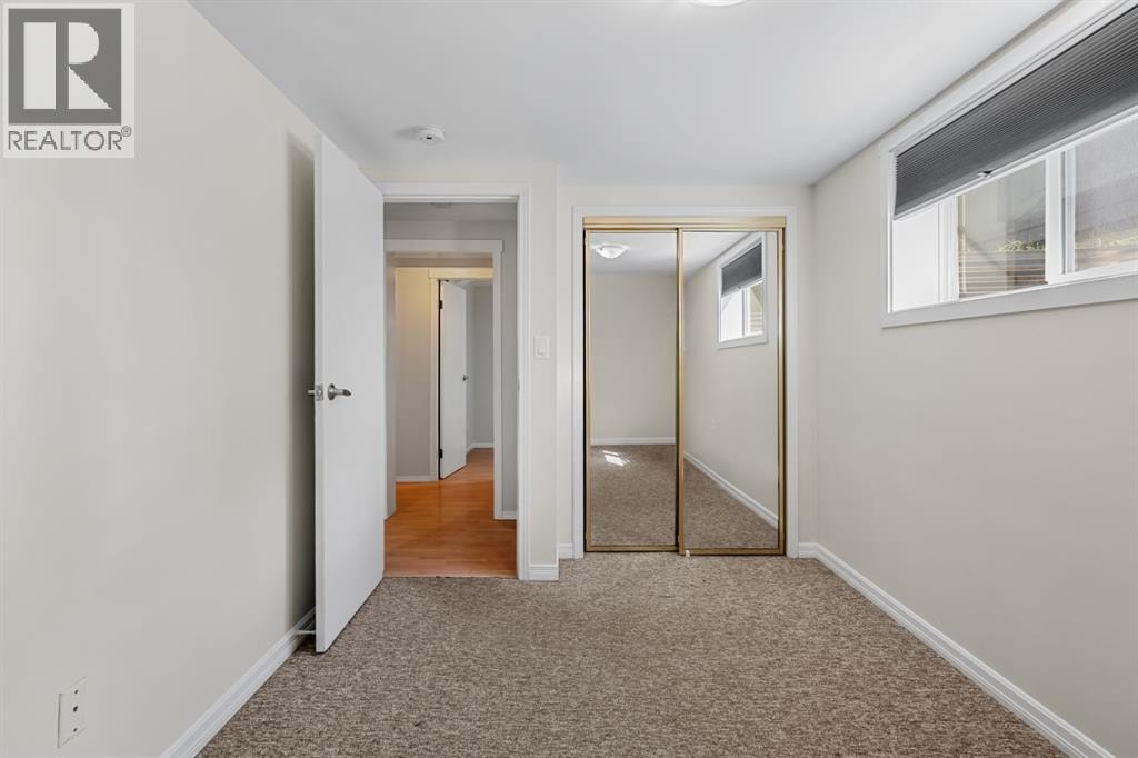 1207 40 Avenue NW — photo 24