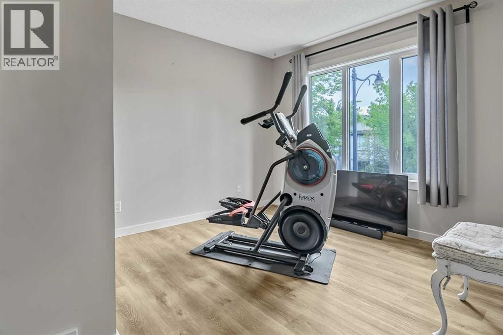 87 ELGIN Drive — photo 24