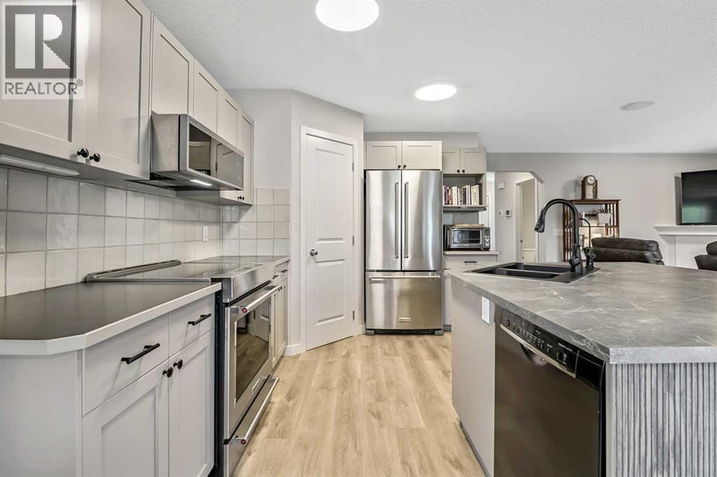 87 ELGIN Drive — photo 7