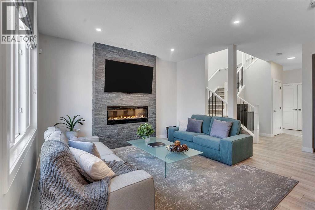 674 Creekmill Court SW — photo 4