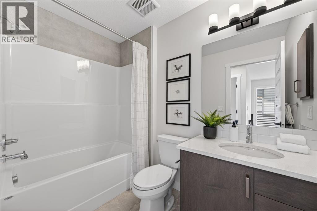 1059 Bayview Crescent — photo 31