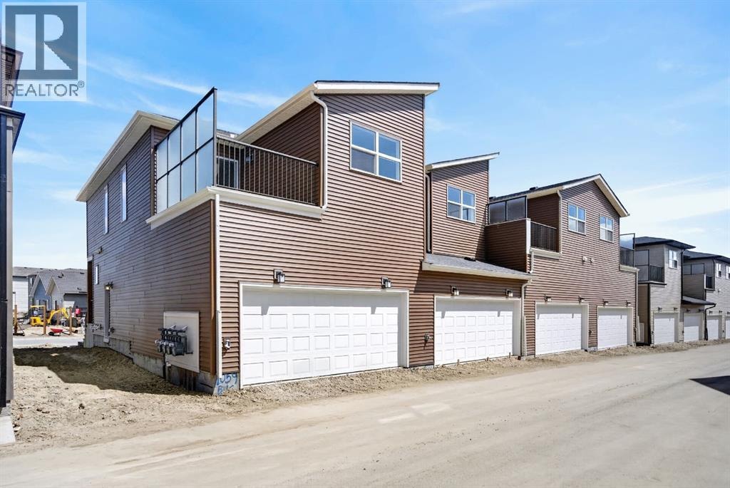 1059 Bayview Crescent — photo 42