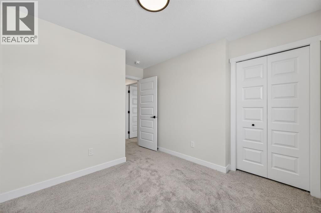 1059 Bayview Crescent — photo 35