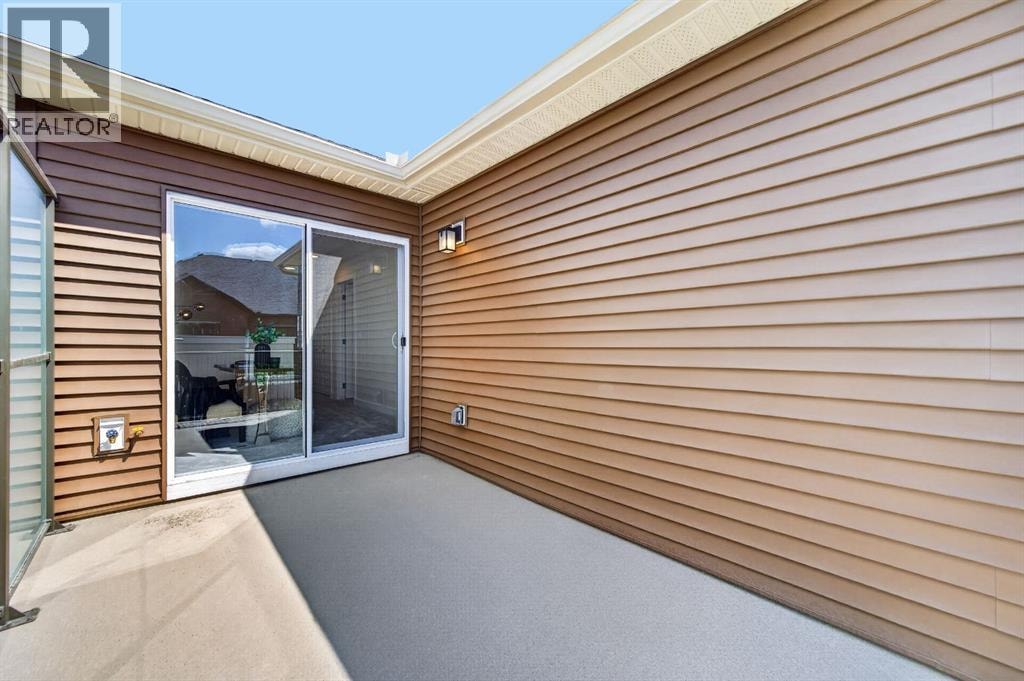 1059 Bayview Crescent — photo 24