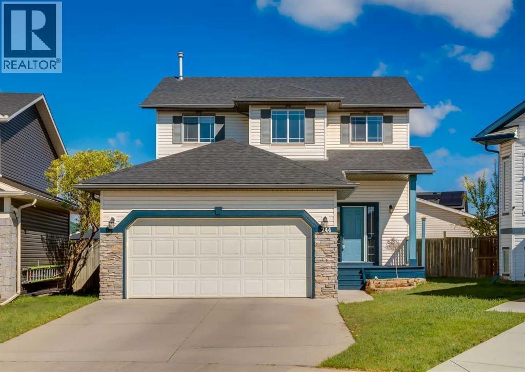 244 Stonegate Close NW