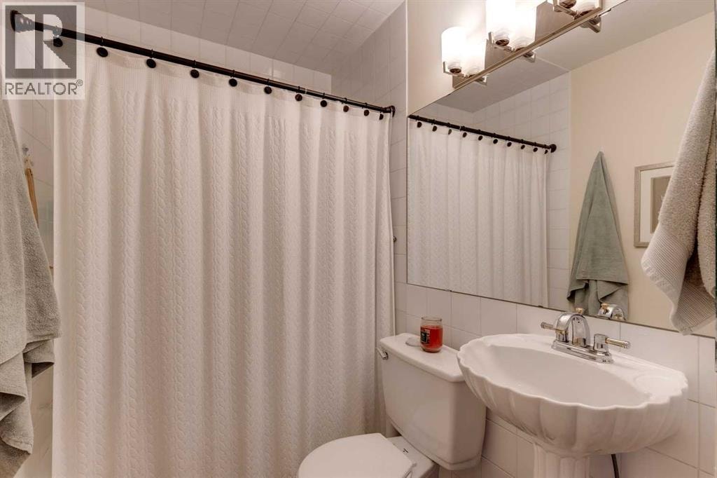 1333 Rosehill Drive NW — photo 18